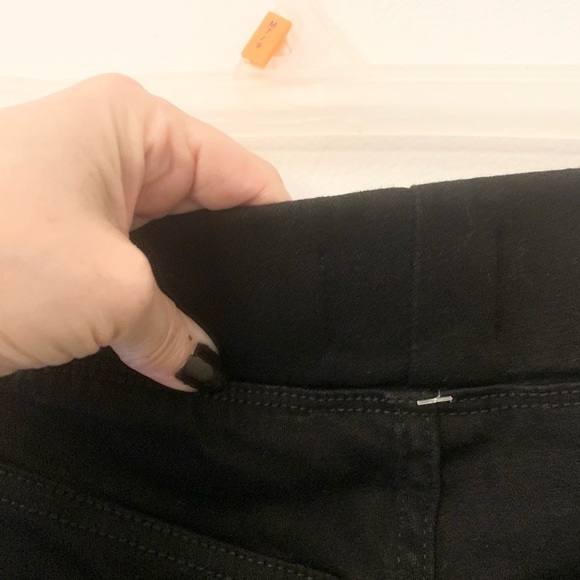 Universal thread black jeggings size 4 - Picture 6 of 16